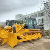 Buldoser Shantui SD16